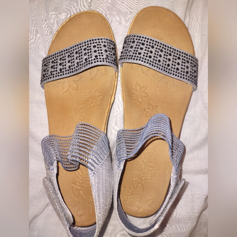 Sketchers wedges size 8